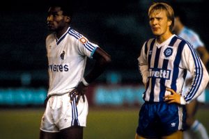Mika Väyrynen, HJK vs FC Porto 1988 – HJK Helsinki Mika Väyrynen, HJK vs FC Porto 1988 - HJK Helsinki