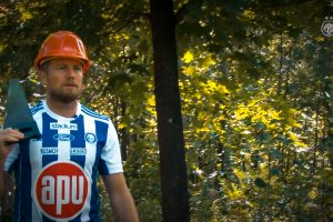 Seba Sorsa kustuu kaikki savottaan. Seba Sorsa kustuu kaikki savottaan.