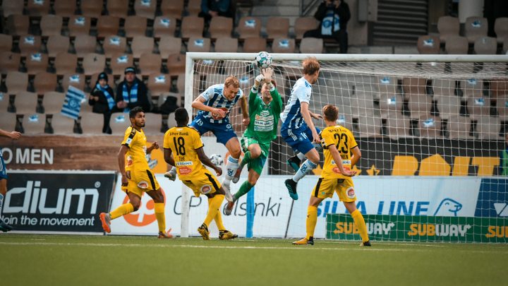 HJK Helsinki. Photo: @ Jussi Eskola