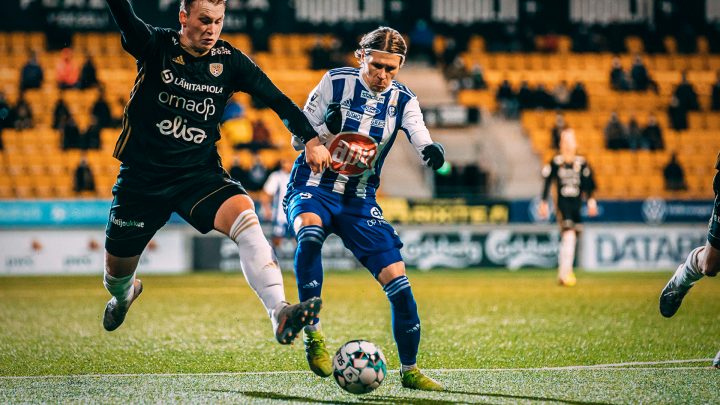 Riku Riski - HJK Helsinki. Photo: @ Mika Alavesa / SJK