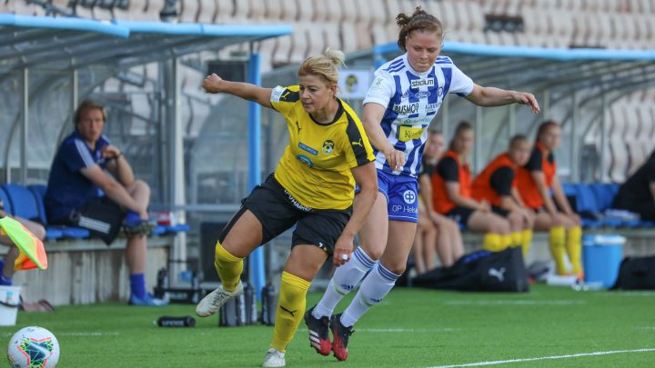 HJK - KuPS - HJK Helsinki. Photo: @ Kalevi Hämäläinen