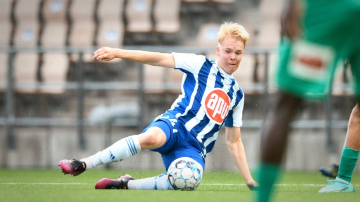 Matti Peltola - HJK Helsinki. Photo: © Jussi Eskola