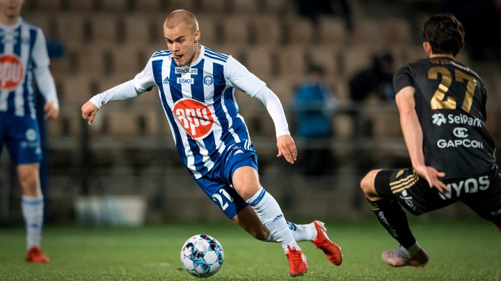 Santeri Väänänen - HJK Helsinki. Photo: © Jussi Eskola