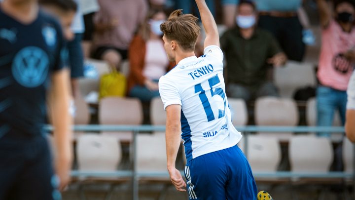 Miro Tenho - HJK Helsinki. Photo: © Jussi Eskola