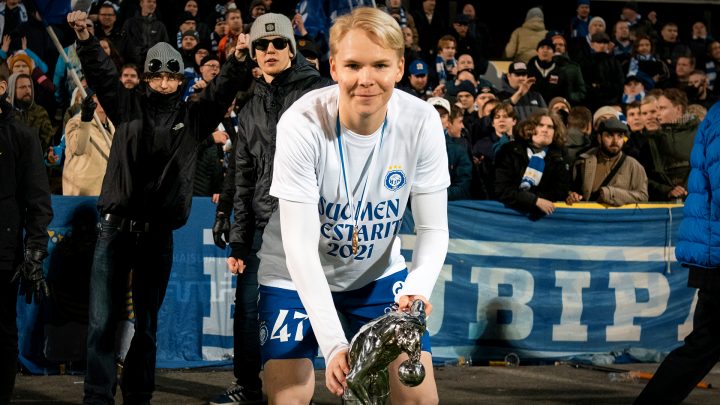 Matti Peltola - HJK Helsinki. Photo: © Jussi Eskola