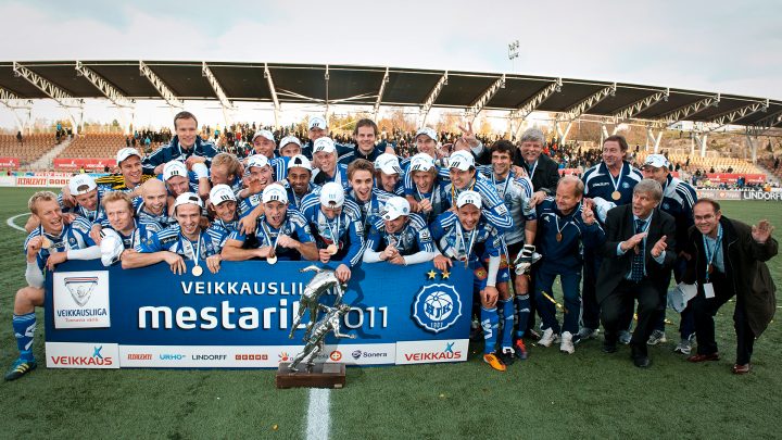 HJK mestaruuskuva 2011. Photo: @ Jussi Eskola