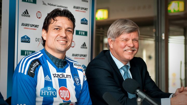 Jari Litmanen, Kari Haapiainen - HJK Helsinki. Photo: © Jussi Eskola