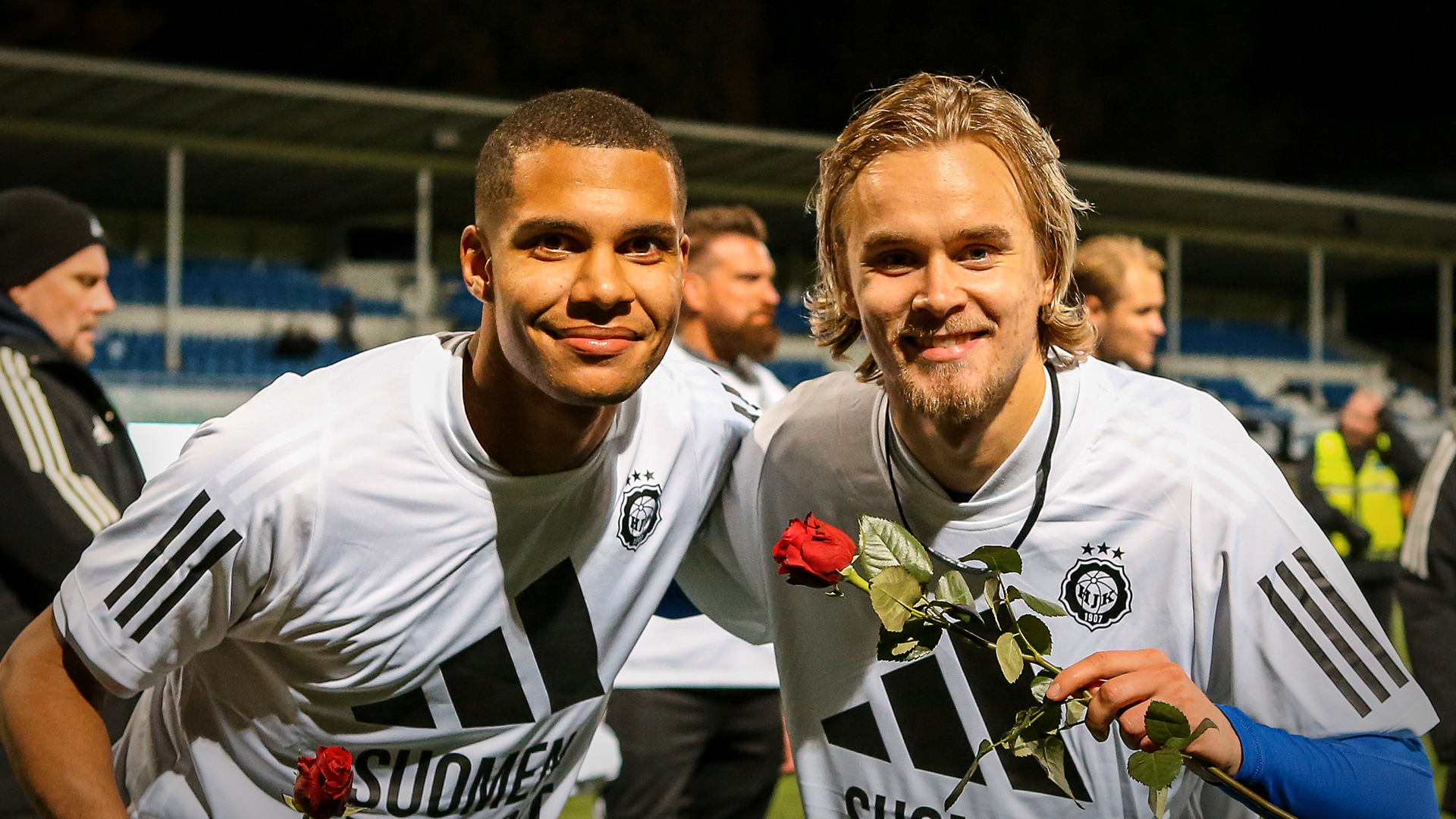 Anthony Olusanya, Santeri Väänänen - HJK Helsinki. Photo: © Mira Lönnqvist