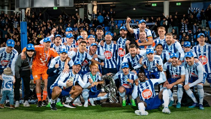 HJK Suomen Mestari 2022. Photo: © Jussi Eskola